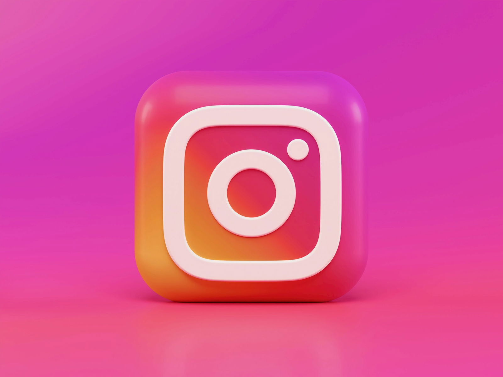 Instagram app icon with matching background